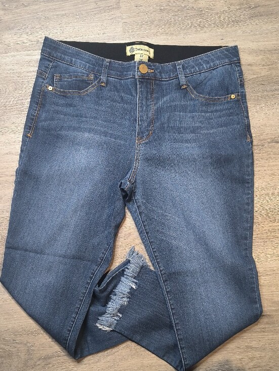 Democracy Denim - S1202 Skinny Fit Mid Rise Freyed Hem w/24.5" Inseam👖Women's Size 14 Jeans